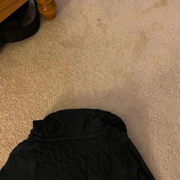Black Lululemon hoodie. Size 6 - Picture 4 of 4